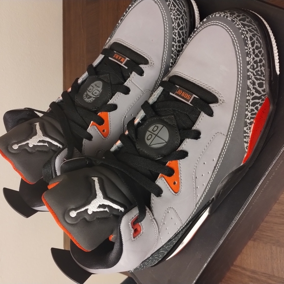 Jordan Son of Mars Low Sneakers - Picture 3 of 8